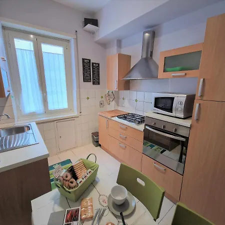 Claudia - Valpo39 Róma