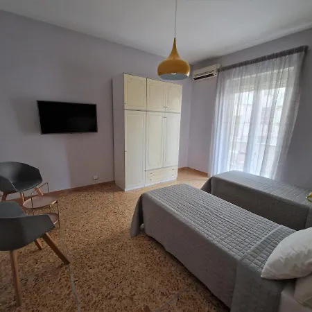 Claudia - Valpo39 Róma